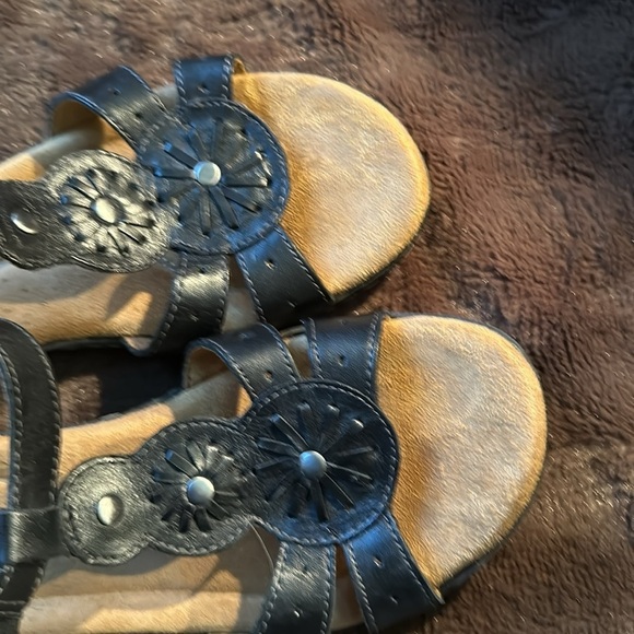 NATURAL SOLE by NATURALIZER Barroll Black Sandal Sz 8W - Picture 7 of 13